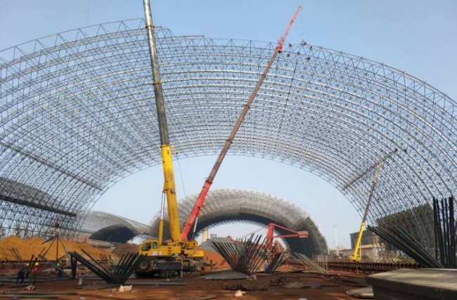 阆中浅析质料场封闭本领的特点以及利用类型