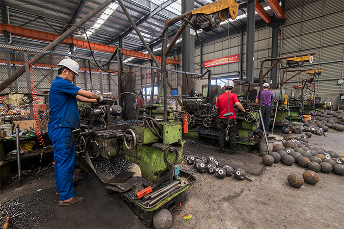 阆中网架配件车间